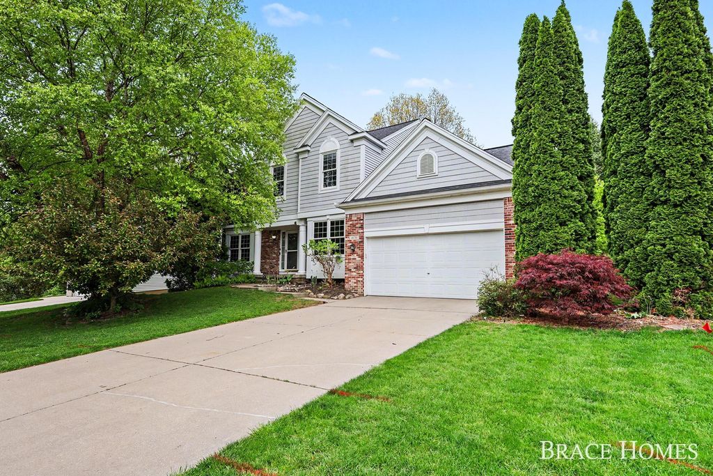 4570 Gascony Drive SE, Grand Rapids, MI 49546