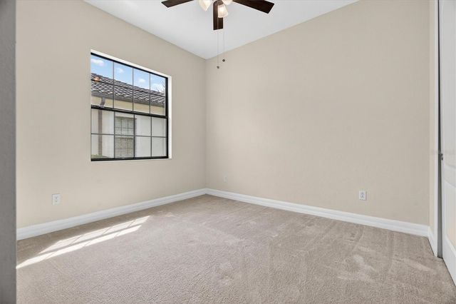 10429 STAPELEY DR, Orlando, FL 32832