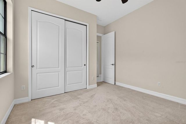 10429 STAPELEY DR, Orlando, FL 32832