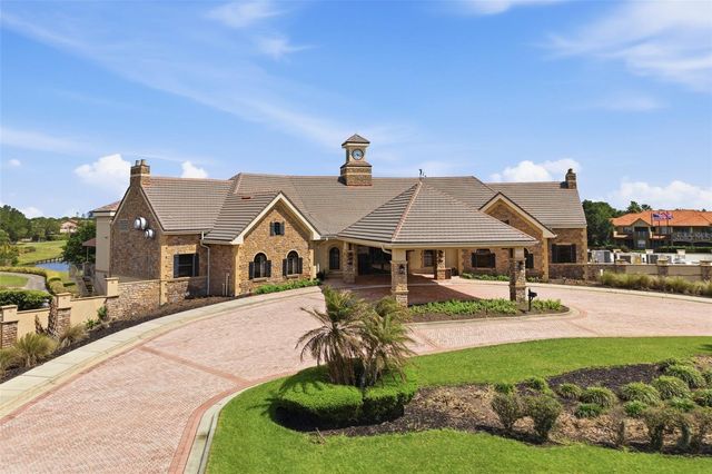 10429 STAPELEY DR, Orlando, FL 32832