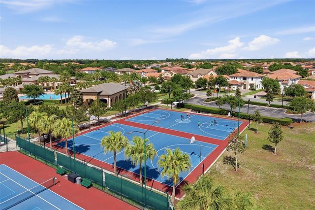 10429 STAPELEY DR, Orlando, FL 32832