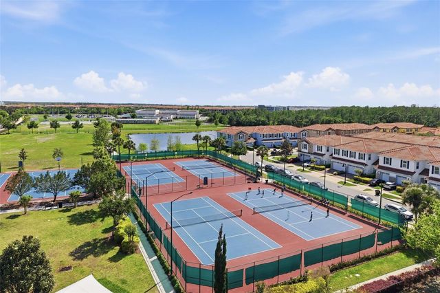 10429 STAPELEY DR, Orlando, FL 32832