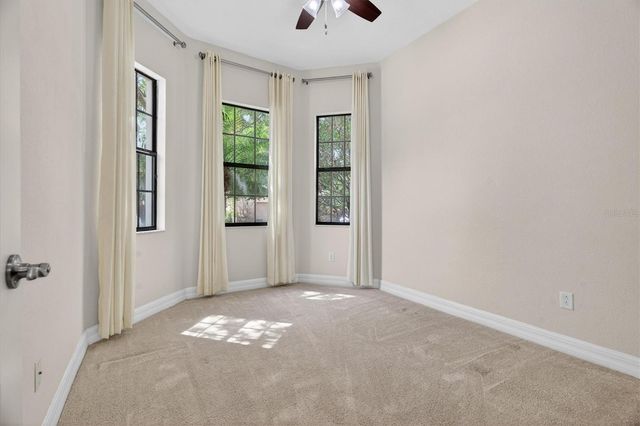 10429 STAPELEY DR, Orlando, FL 32832