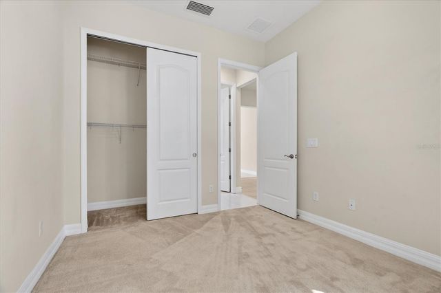 10429 STAPELEY DR, Orlando, FL 32832