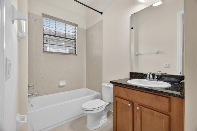 10429 STAPELEY DR, Orlando, FL 32832