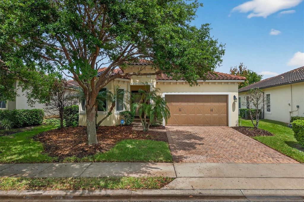 10429 STAPELEY DR, Orlando, FL 32832