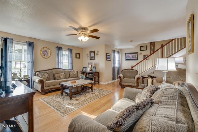 463 Pine Ridge Drive, Afton, TN 37616