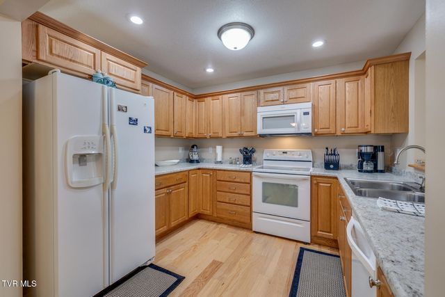 463 Pine Ridge Drive, Afton, TN 37616