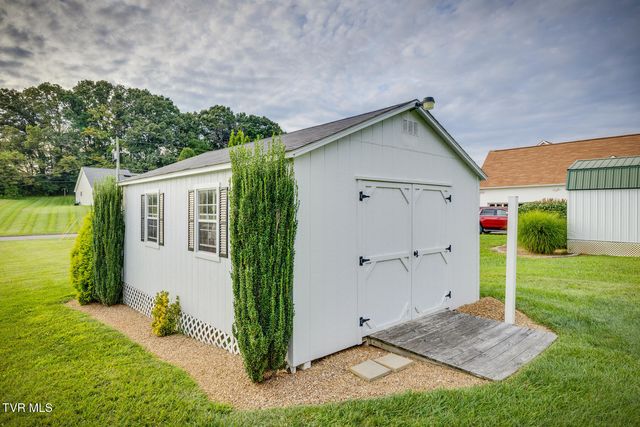 463 Pine Ridge Drive, Afton, TN 37616