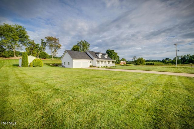 463 Pine Ridge Drive, Afton, TN 37616