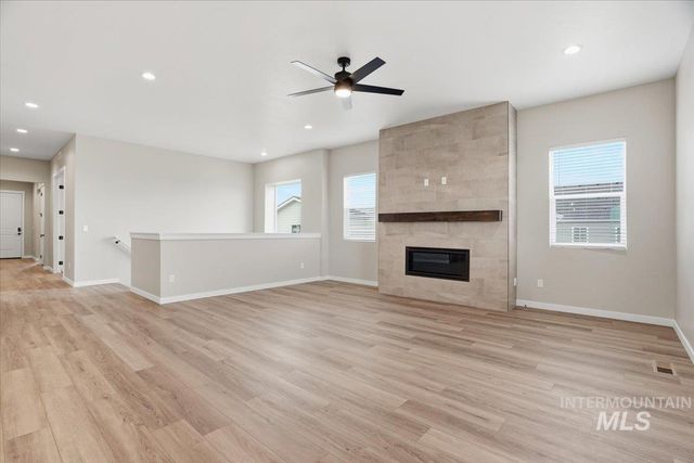 1323 White Cliffs St, Middleton, ID 83644