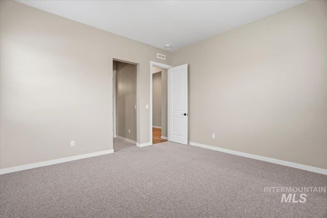 1323 White Cliffs St, Middleton, ID 83644