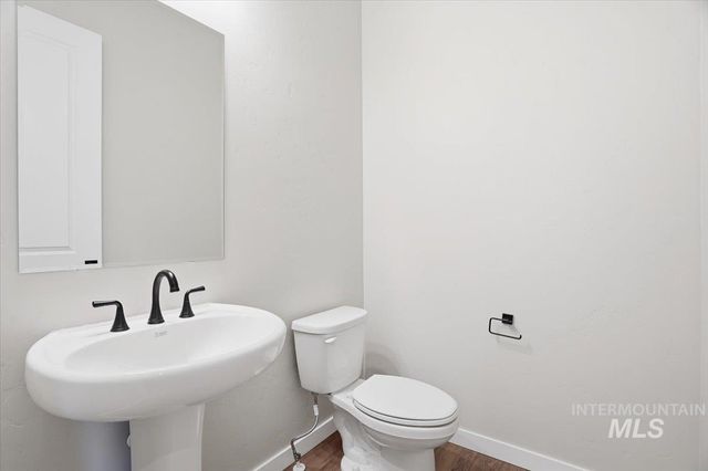 1323 White Cliffs St, Middleton, ID 83644