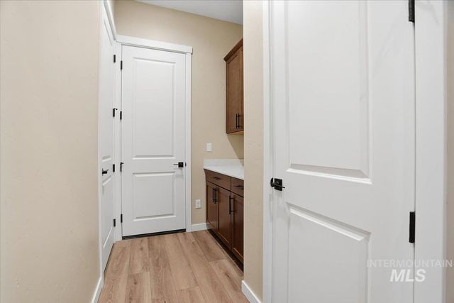 1323 White Cliffs St, Middleton, ID 83644