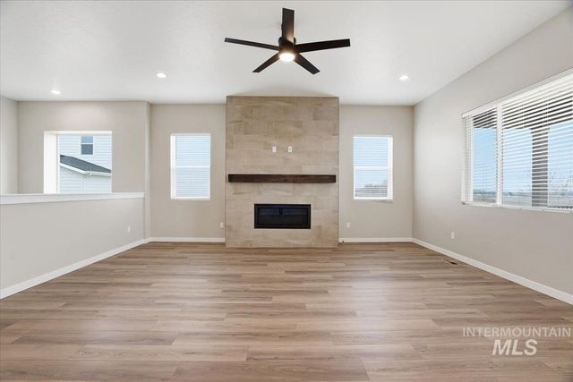 1323 White Cliffs St, Middleton, ID 83644