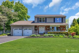 18 Johnfield Court, Piscataway, NJ 08854