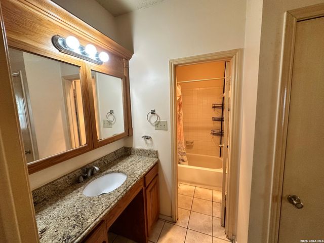 12206 Stoney Spur, San Antonio, TX 78247