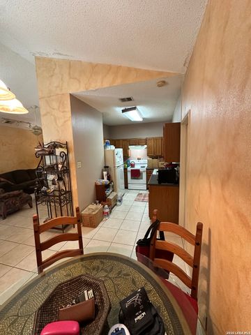 12206 Stoney Spur, San Antonio, TX 78247
