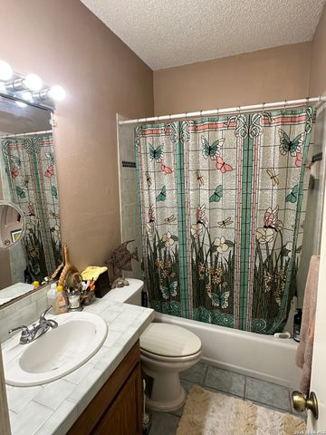 12206 Stoney Spur, San Antonio, TX 78247