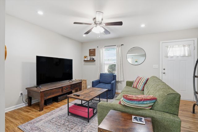 1438 Agatha Street, Charleston, SC 29407