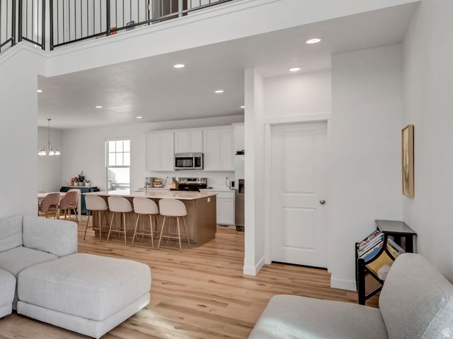 6764 W 11800 S, South Jordan, UT 84009