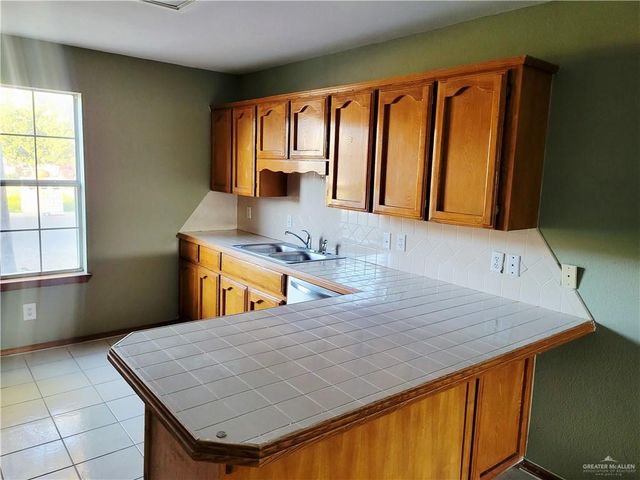 1028 Fairway Drive, Mission, TX 78572