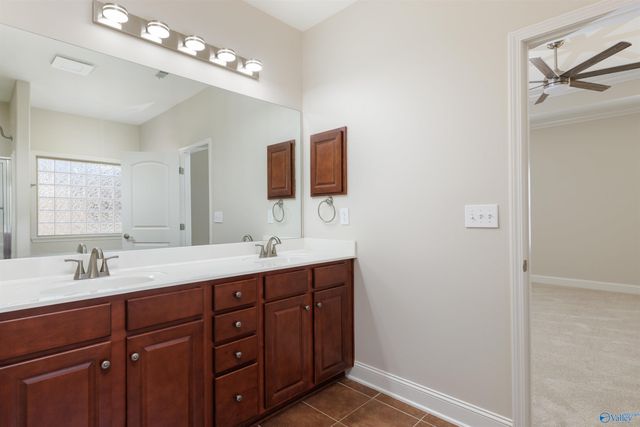 8317 Anslee Way, Huntsville, AL 35806