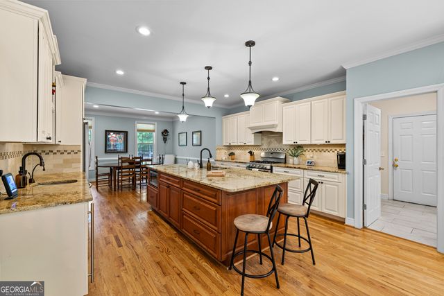 275 Inverness Shores Drive, Fayetteville, GA 30215