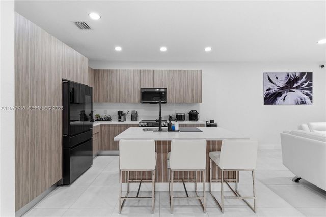 13615 SW 157th Ct, Miami, FL 33196