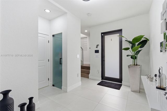 13615 SW 157th Ct, Miami, FL 33196