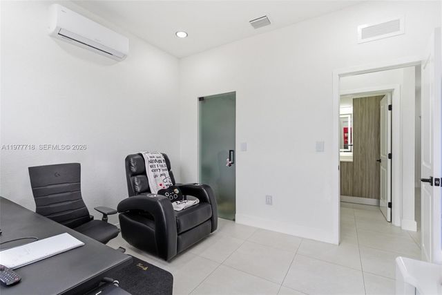 13615 SW 157th Ct, Miami, FL 33196