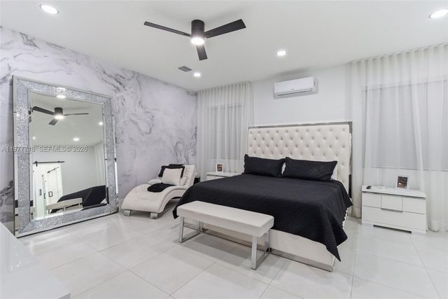 13615 SW 157th Ct, Miami, FL 33196