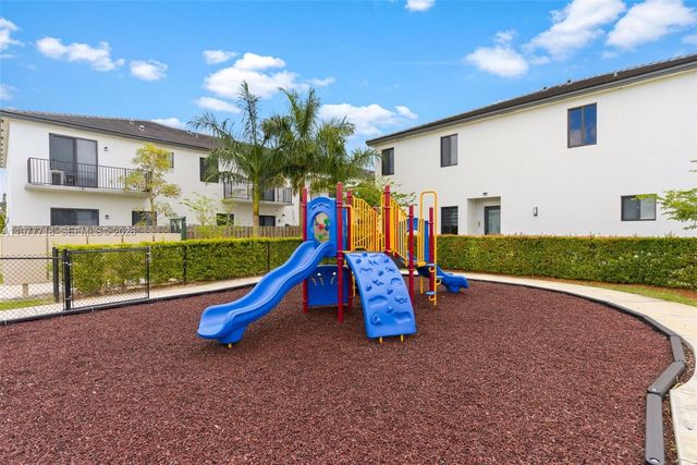 13615 SW 157th Ct, Miami, FL 33196