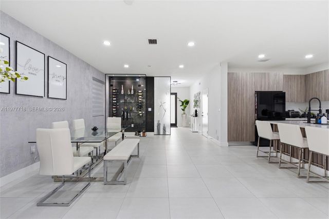 13615 SW 157th Ct, Miami, FL 33196