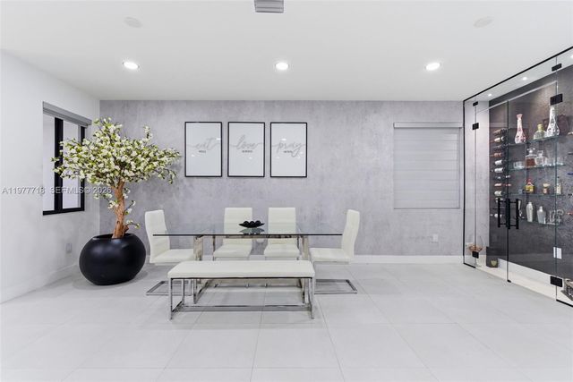 13615 SW 157th Ct, Miami, FL 33196