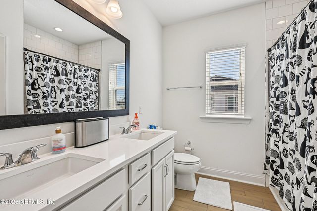 10116 ILLUMINATION Drive, Jacksonville, FL 32256