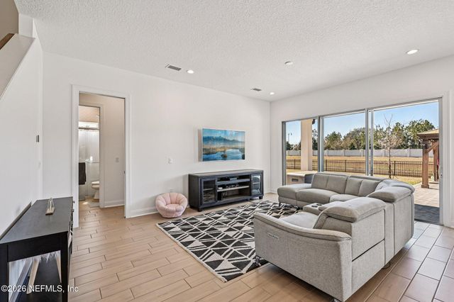 10116 ILLUMINATION Drive, Jacksonville, FL 32256