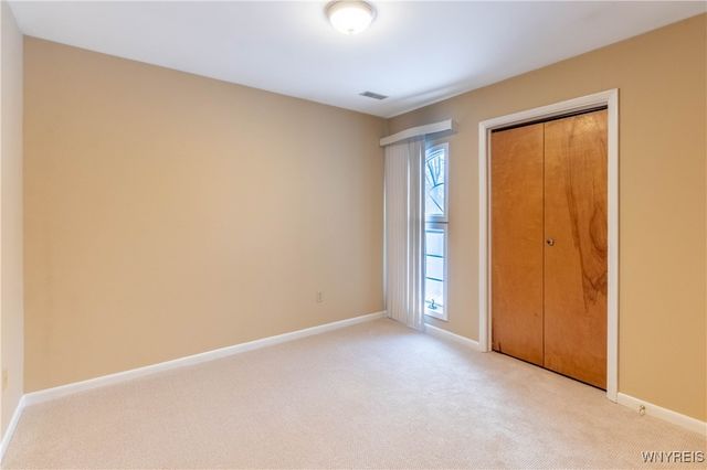 1105 Youngs Road F, Amherst, NY 14221