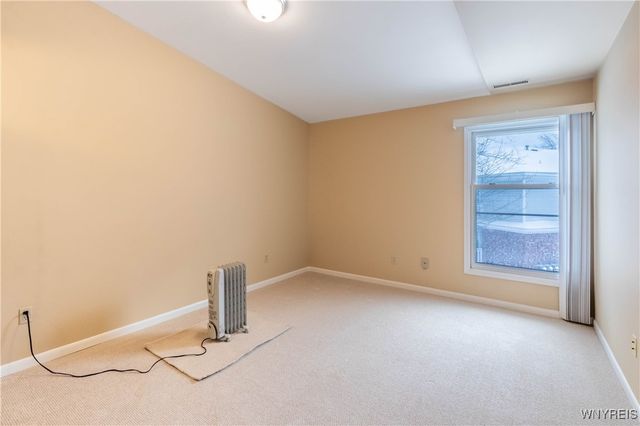 1105 Youngs Road F, Amherst, NY 14221