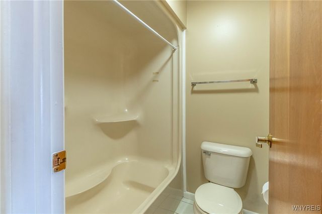 1105 Youngs Road F, Amherst, NY 14221