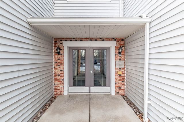 1105 Youngs Road F, Amherst, NY 14221