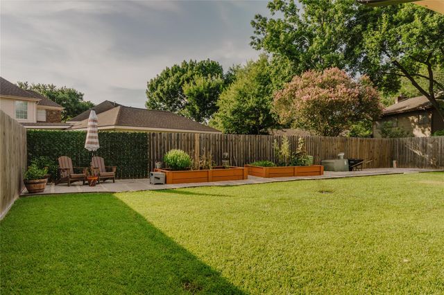719 Ironwood Drive, Richmond, TX 77406