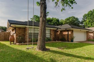 719 Ironwood Drive, Richmond, TX 77406