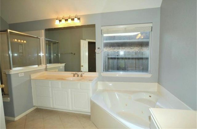 1030 Walnut Pointe, League City, TX 77573