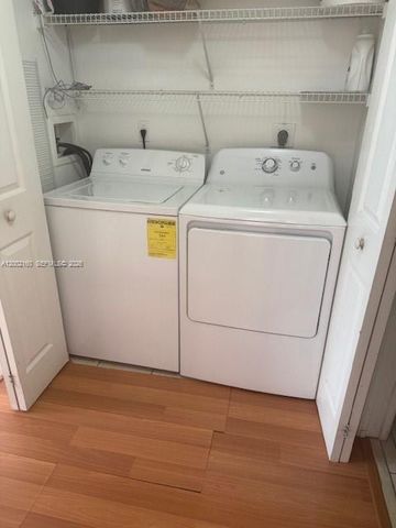 8070 N Nob Hill Rd 205, Tamarac, FL 33321