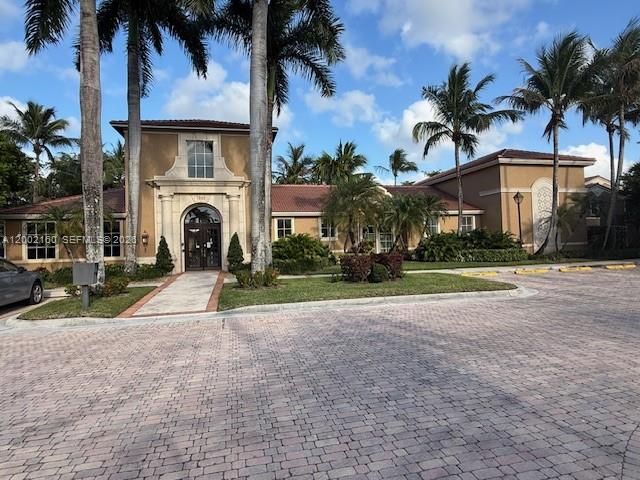 8070 N Nob Hill Rd 205, Tamarac, FL 33321