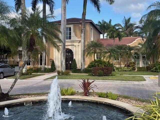 8070 N Nob Hill Rd 205, Tamarac, FL 33321