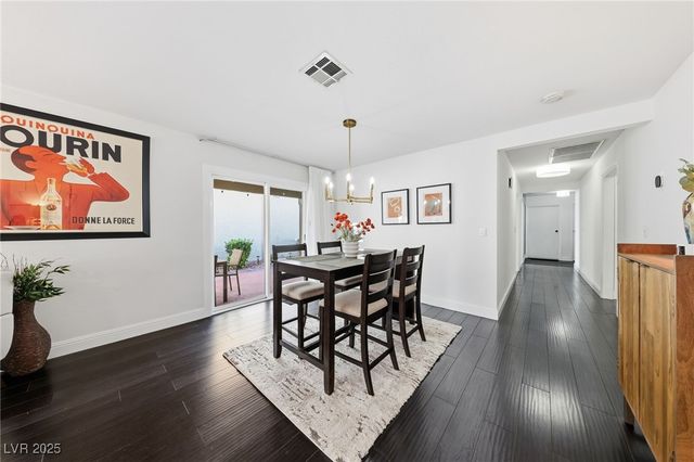 2117 Plaza De La Candela, Las Vegas, NV 89102