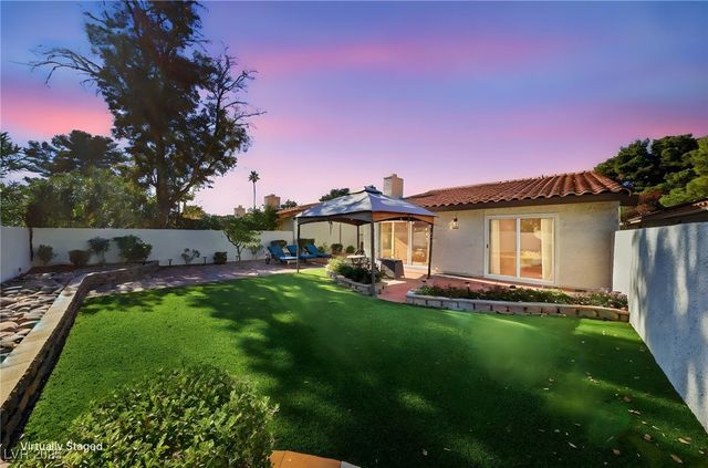 2117 Plaza De La Candela, Las Vegas, NV 89102