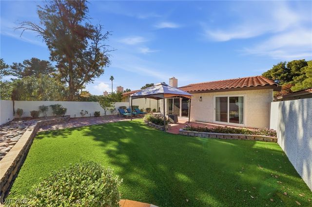 2117 Plaza De La Candela, Las Vegas, NV 89102